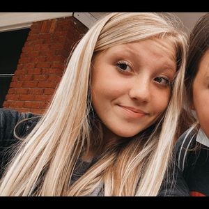 Meet your Posher, Sydnee